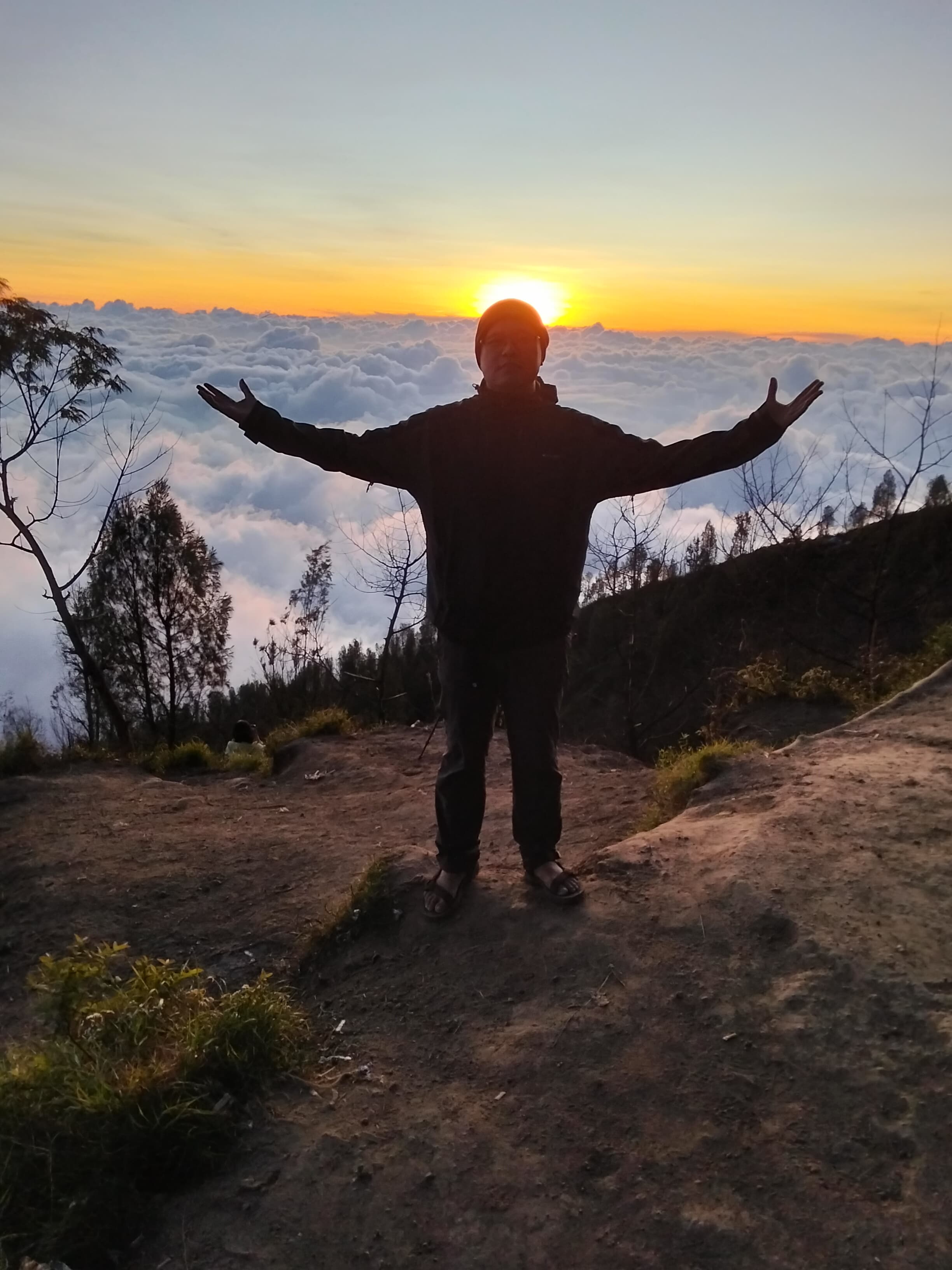 Mount Abang sunrise trekking Bali